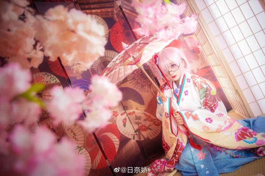 日奈娇独角兽cos合集，恭候您的到来，带您畅游奇妙的童话世界。