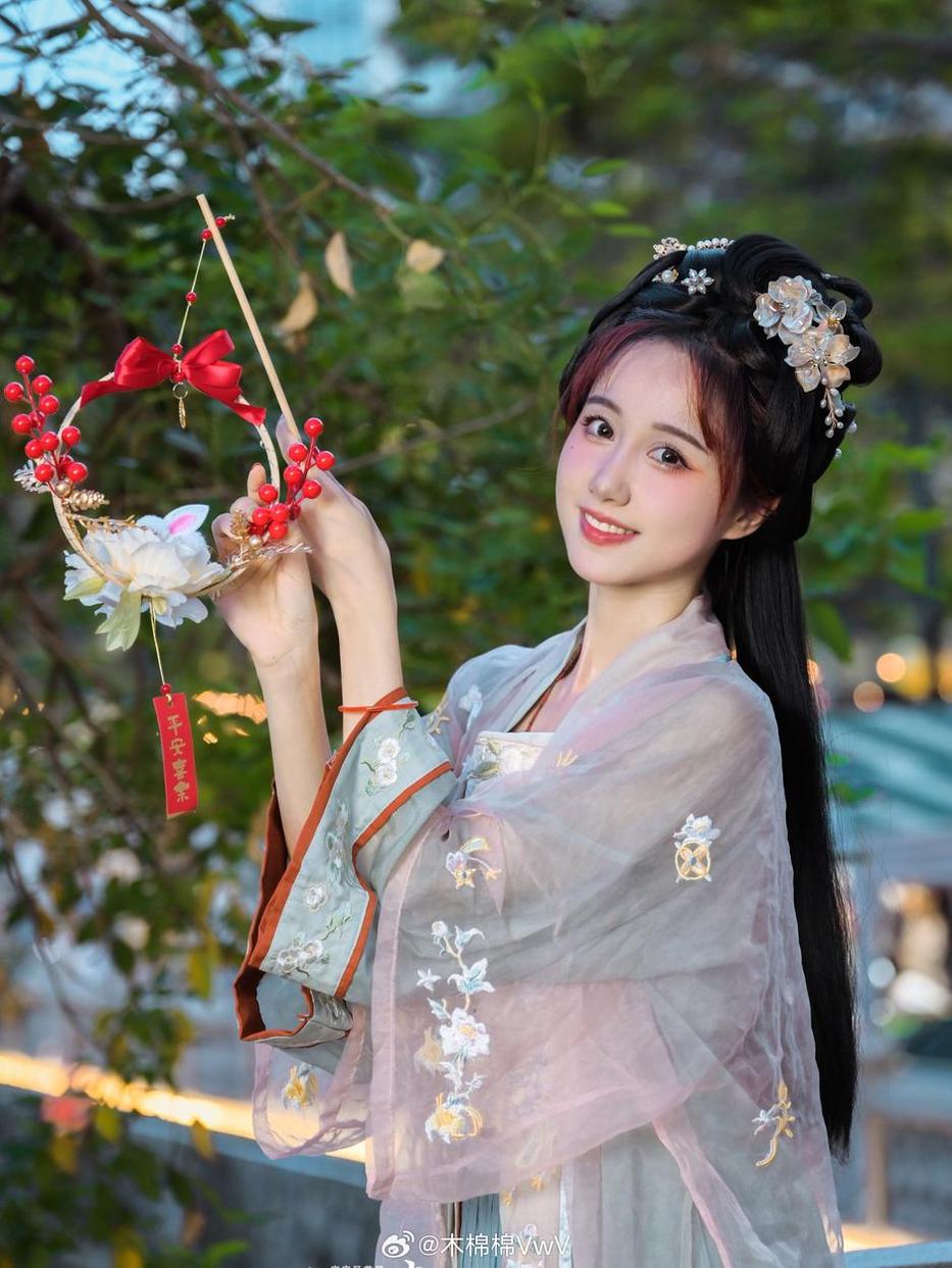 木绵绵owo图：coser的秘密，助你成功变身cosplay巨匠